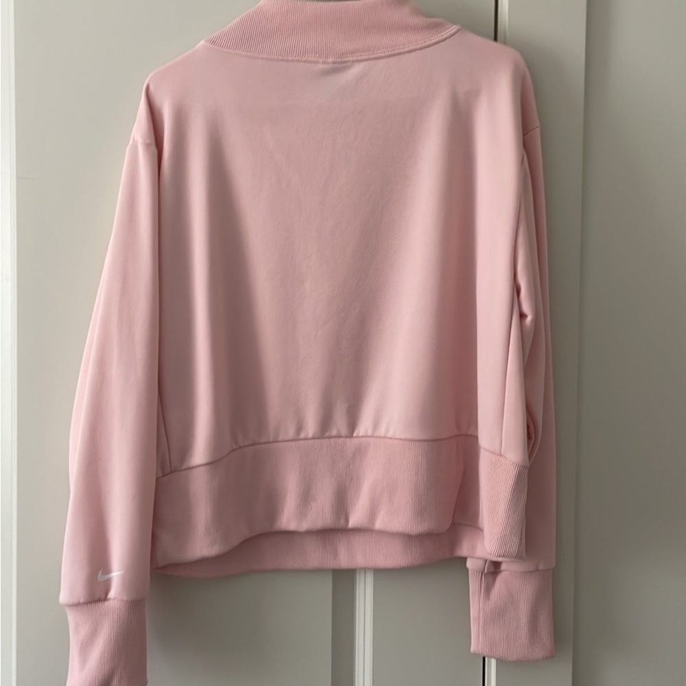 Cropped Nike - Picture 2 of 3